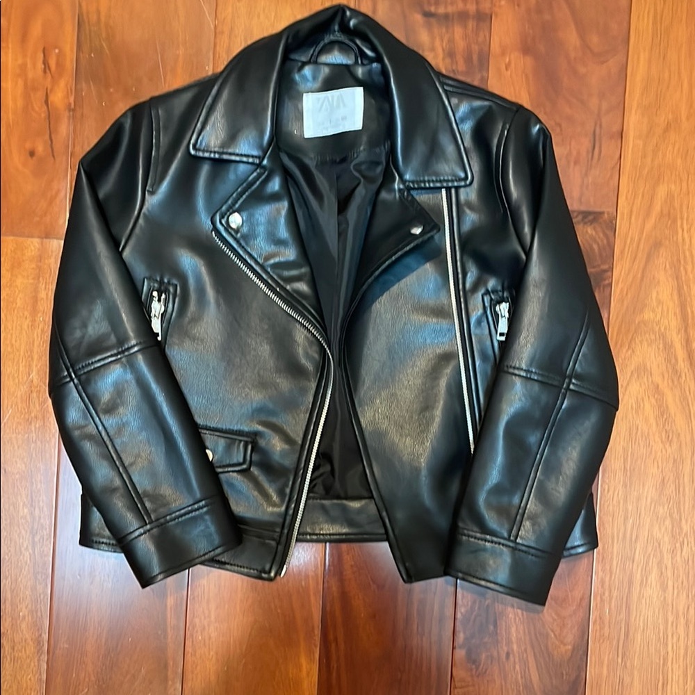 Zara Sleek Black Biker Jacket size 7